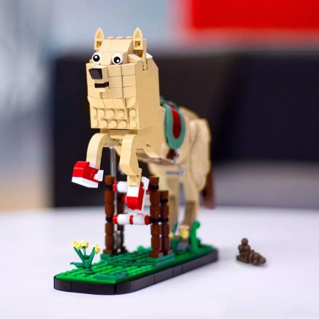 LEGO 010423 The Majestic Horse
