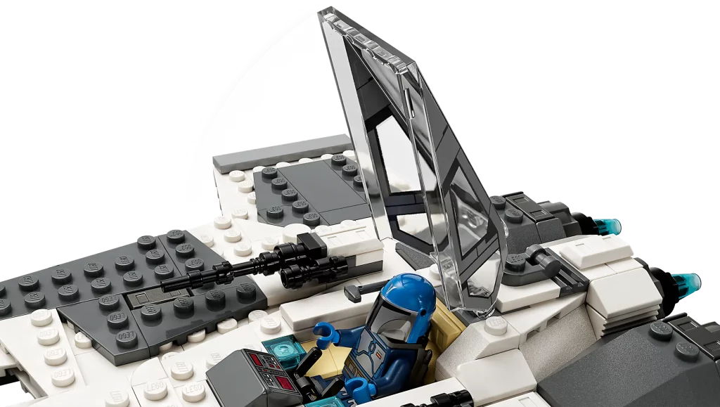 LEGO 75348 Mandalorian Fang Fighter vs TIE Interceptor