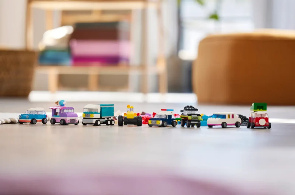 LEGO Classic 11036 Tvorivé vozidlá