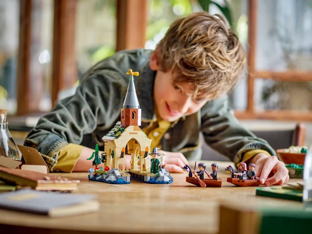 LEGO Harry Potter 76426 Lodenica pri Rokfortskom hrade