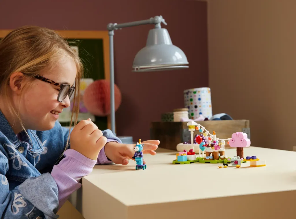 LEGO Animal Crossing 77046 Julianova oslava narodenín