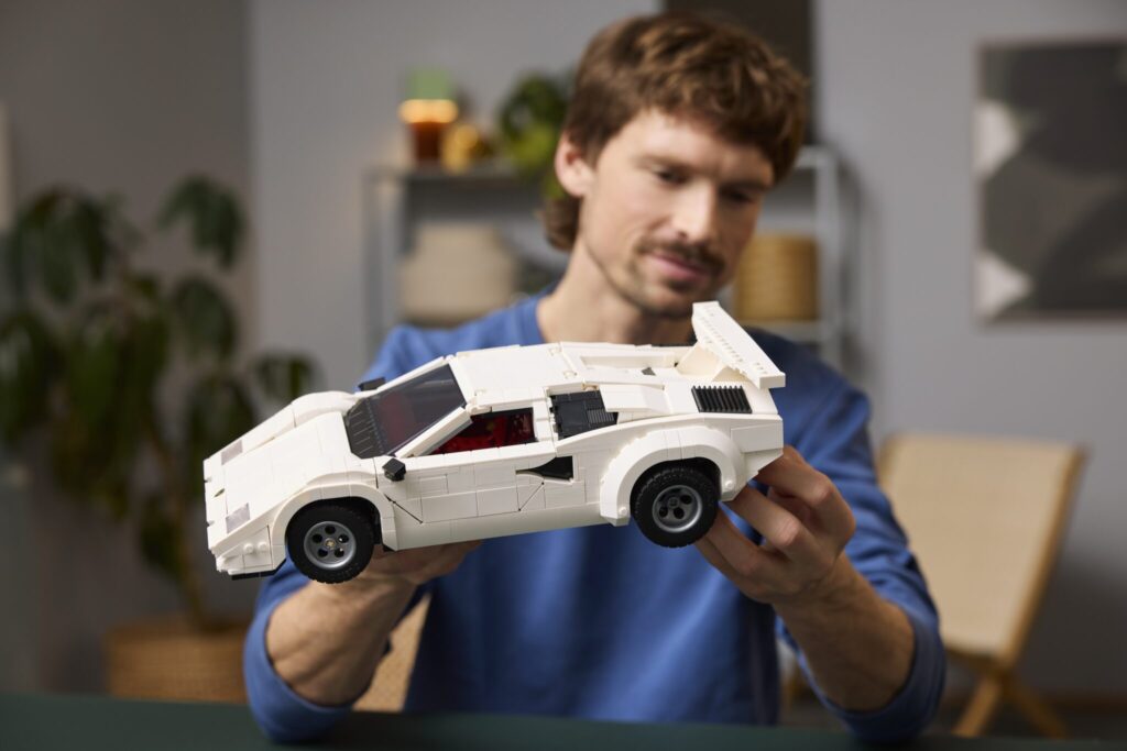 LEGO Icons 10337 Lamborghini Countach 5000 Quattrovalvole