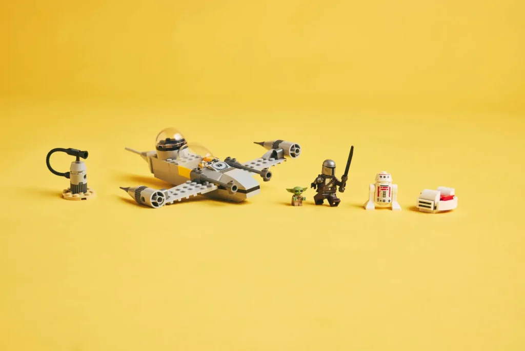 LEGO Star Wars 75410 Mando, Grogu a stíhačka N-1 Starfighter