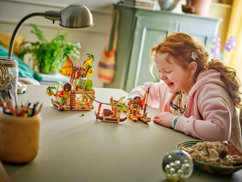 LEGO® Disney 43258 Loď Kakamorov