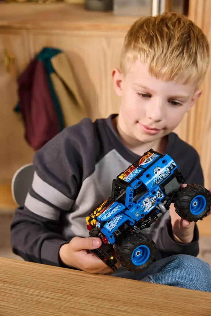 LEGO Technic 42219 Monster Jam Grave Digger Oheň a ľad