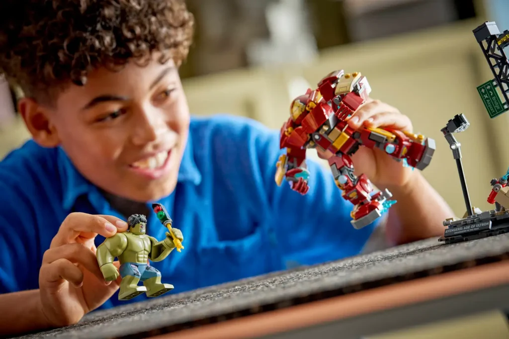 LEGO Marvel 76343 Epický súboj: Hulkbuster vs. Hulk