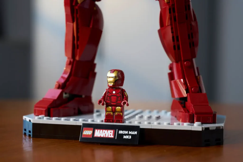 LEGO Marvel 76344 Iron Man Mark 3: zberateľská edícia