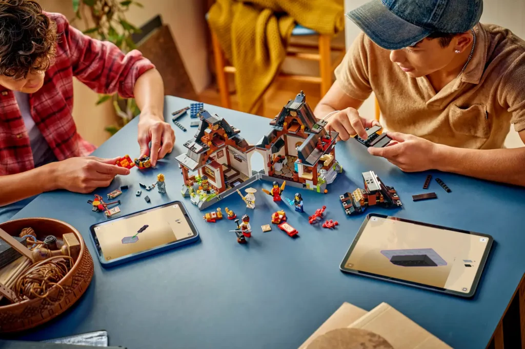 LEGO® NINJAGO 71858 Kováreň Štyri zbrane: 15 rokov NINJAGO