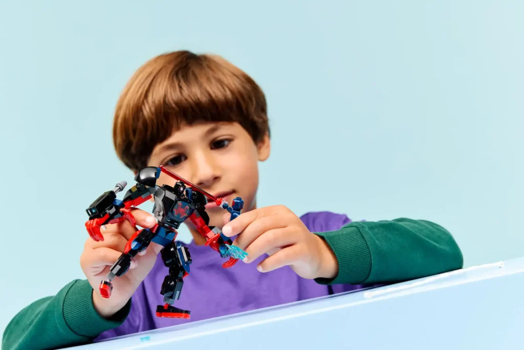 LEGO Marvel 76337 Robot Milesa Moralesa vs. Spider-Man 2099