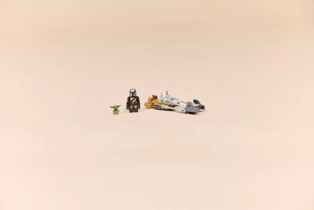 LEGO Star Wars 75436 Mandalorian, Grogu a spídrová motorka