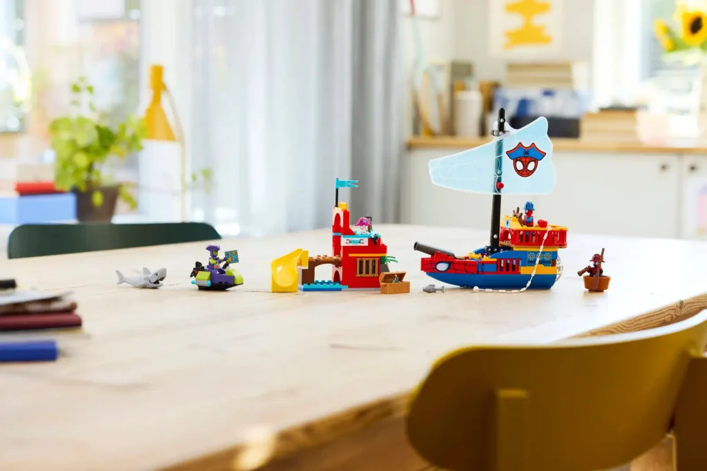LEGO Marvel 11208 Pirátska loď Spideyho tímu