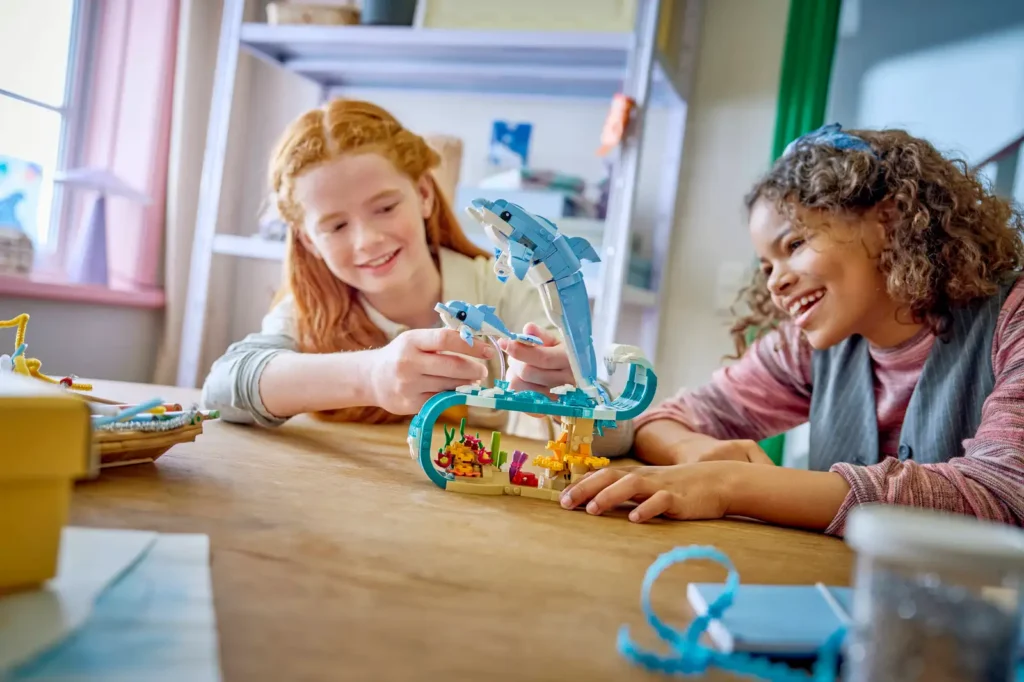 LEGO Creator 3v1 31385 Morské živočíchy: Krásne delfíny