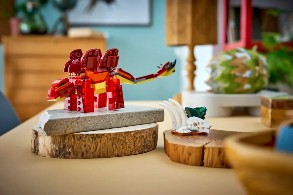 LEGO Creator 3v1 31379 Divoký dinosaurus