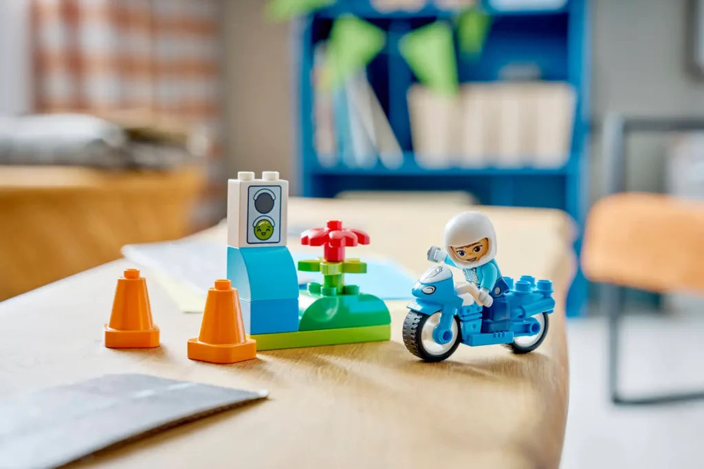 LEGO Duplo 10471 Modrá policajná motorka