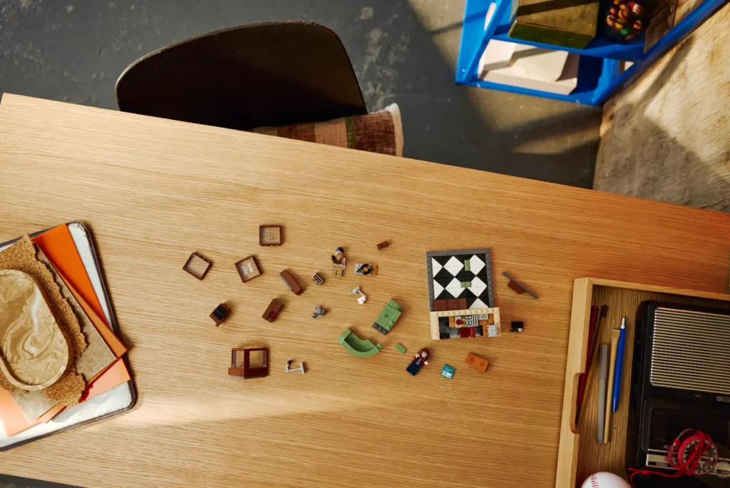 LEGO Icons 40891 Stranger Things: Rádio WSQK