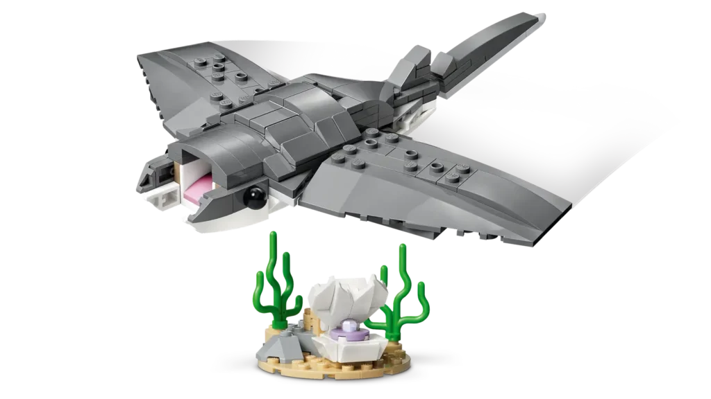 LEGO Creator 3v1 31381 Divoký žralok a truhlica s pokladom