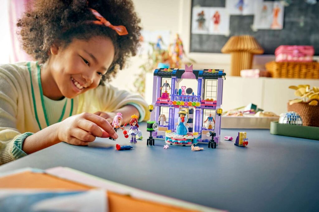 LEGO Friends 42685 Módna prehliadka v mestečku Heartlake