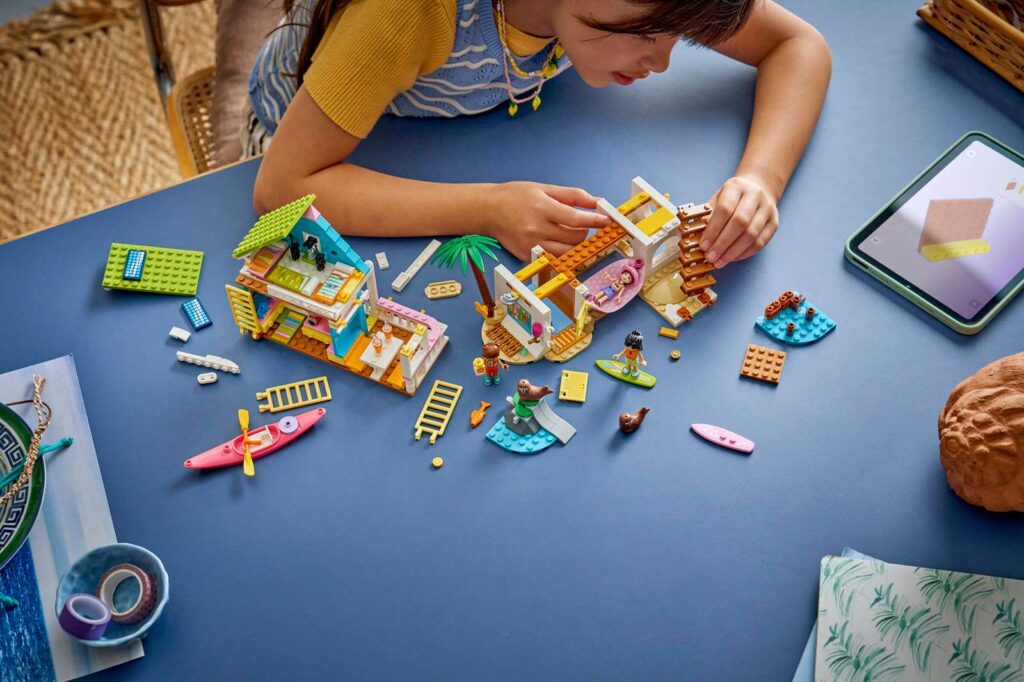 LEGO Friends 42699 Plážový dom s tuleňmi