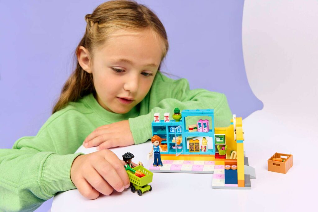 LEGO Friends 42680 Samoobsluha v mestečku Heartlake