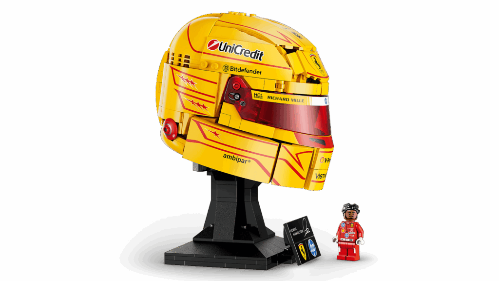 LEGO Editions 43022 Prilba Lewis Hamilton zo Scuderia Ferrari HP