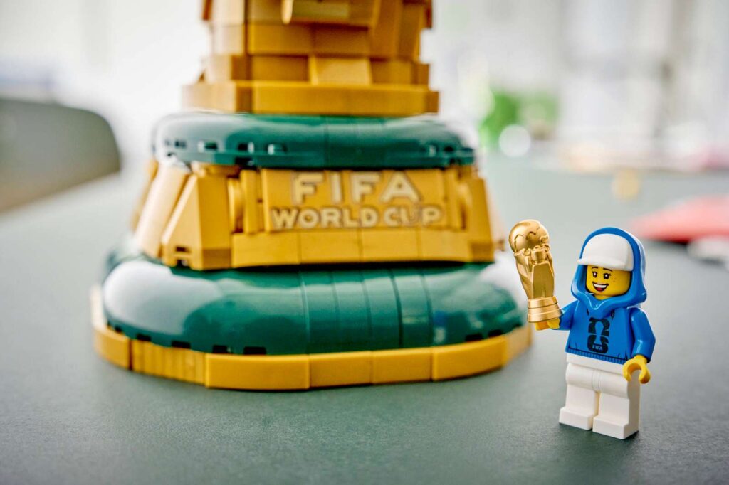 LEGO Editions 43020 Oficiálna trofej Majstrovstiev sveta vo futbale FIFA