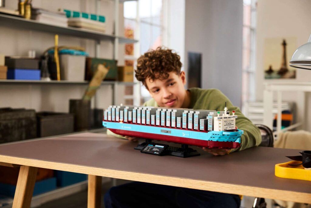 LEGO 40955 Dvojpalivové kontajnerové plavidlo Maersk