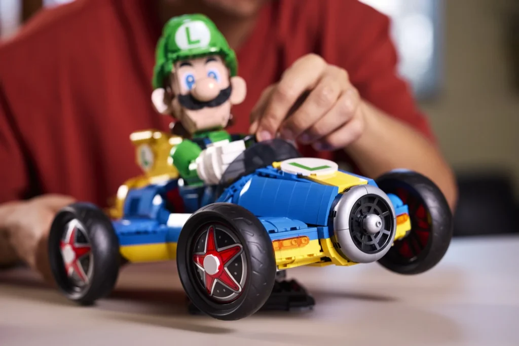 LEGO Super Mario 72050 Mario Kart – Luigi a Mach 8