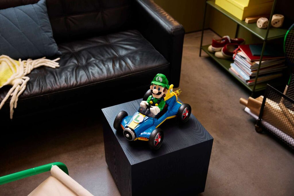 LEGO Super Mario 72050 Mario Kart – Luigi a Mach 8