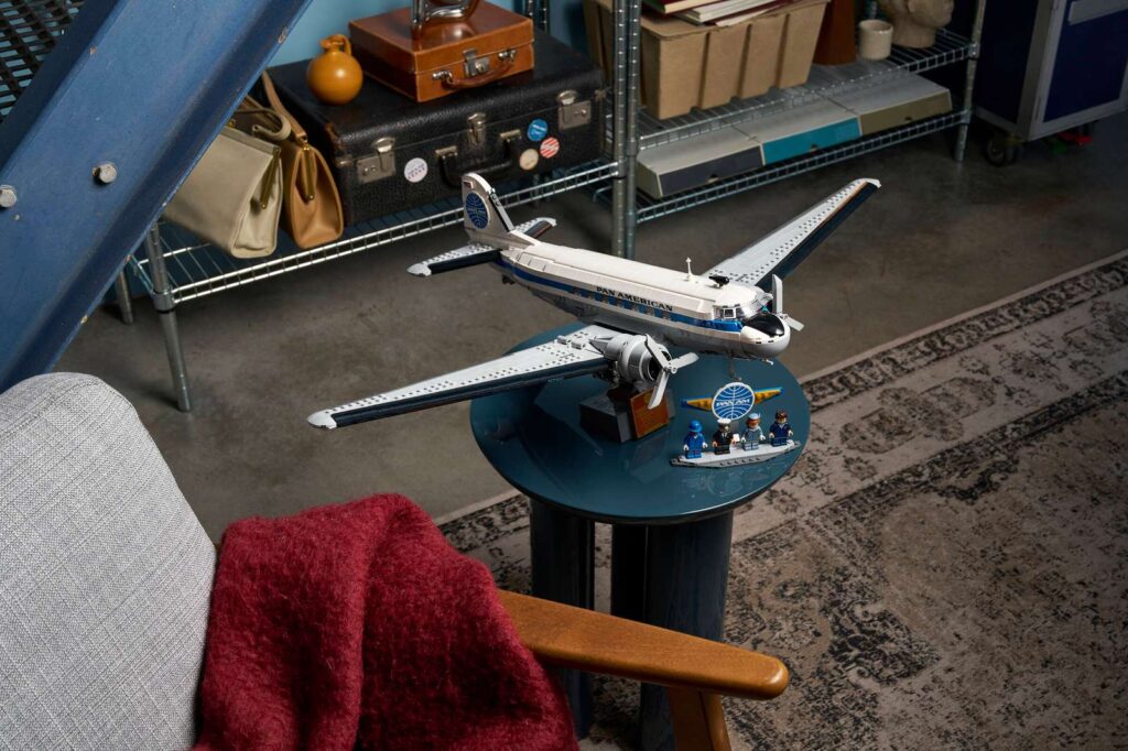 LEGO Icons 11378 Lietadlo Douglas DC-3 PAN AM