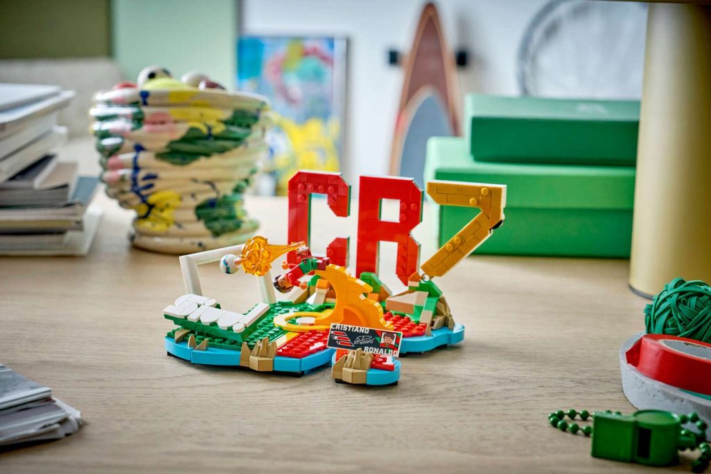 LEGO Editions 43012 Cristiano Ronaldo – Hviezdne momenty futbalu
