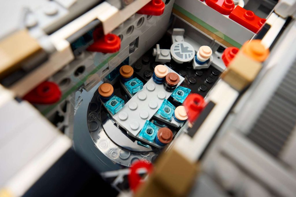LEGO Marvel 76354 Helicarrier S.H.I.E.L.D.