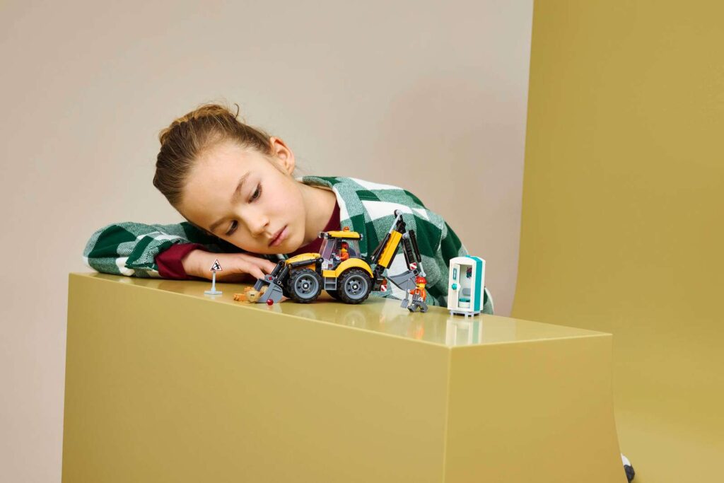 LEGO City 60480 Žltý nakladač s rýpadlom