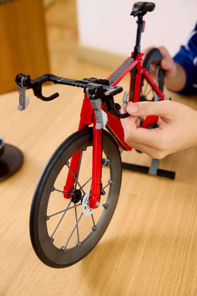 LEGO Icons 11380 Cestný bicykel