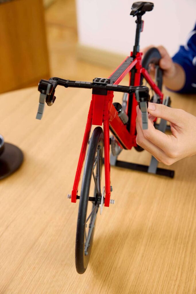 LEGO Icons 11380 Cestný bicykel