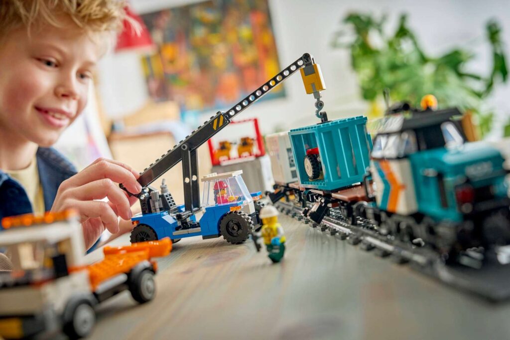 LEGO City 60509 Prístavný nákladný vlak so žeriavom a nákladiakom