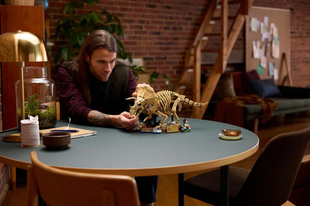 LEGO Jurský svet 77985 Dinosaurie fosílie: Triceratops