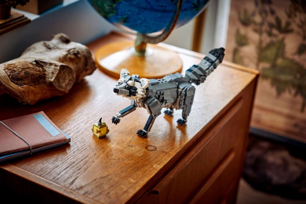 LEGO Creator 3v1 31393 Lesné zvieratá: Sivý vlk