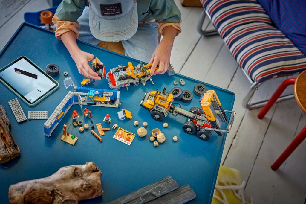 LEGO City 60494 Vyklápací nákladiak a čelný nakladač