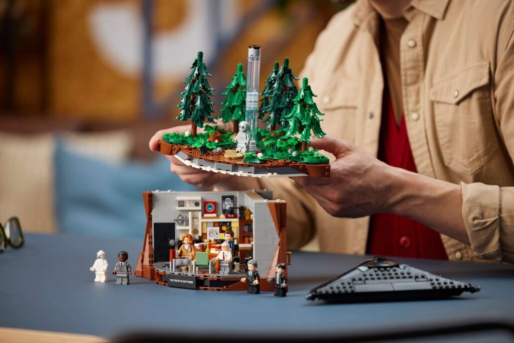 LEGO Ideas 21369 The X-Files