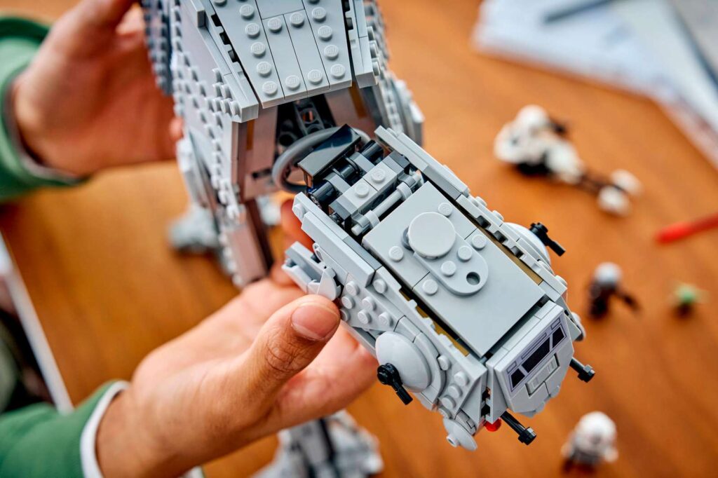 LEGO Star Wars 75454 AT-AT Imperiálneho pozostatku s INT-4