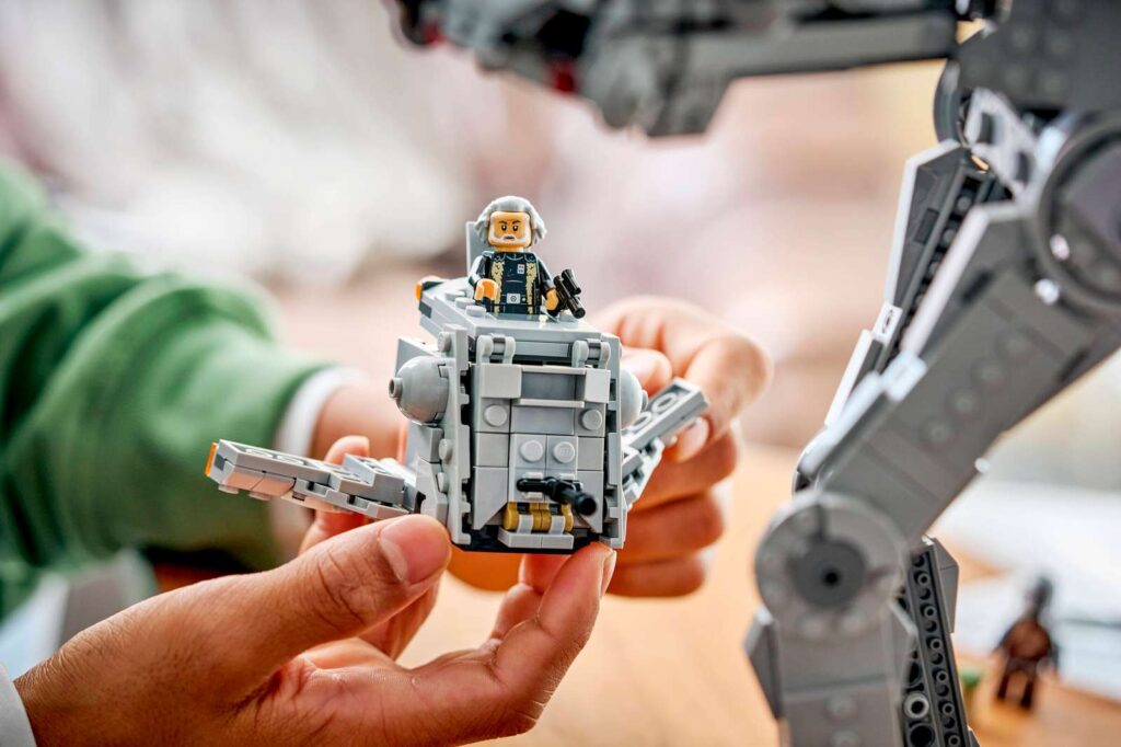 LEGO Star Wars 75454 AT-AT Imperiálneho pozostatku s INT-4