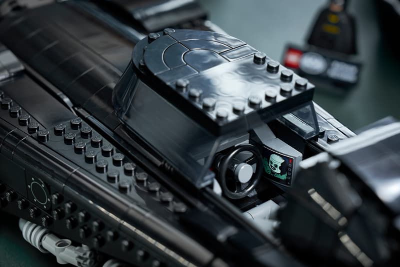 LEGO DC 76355 Batman sa vracia – Batmobil