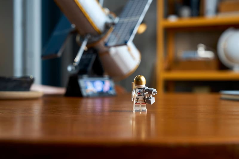 LEGO® Icons 11382 Hubblov vesmírny ďalekohľad