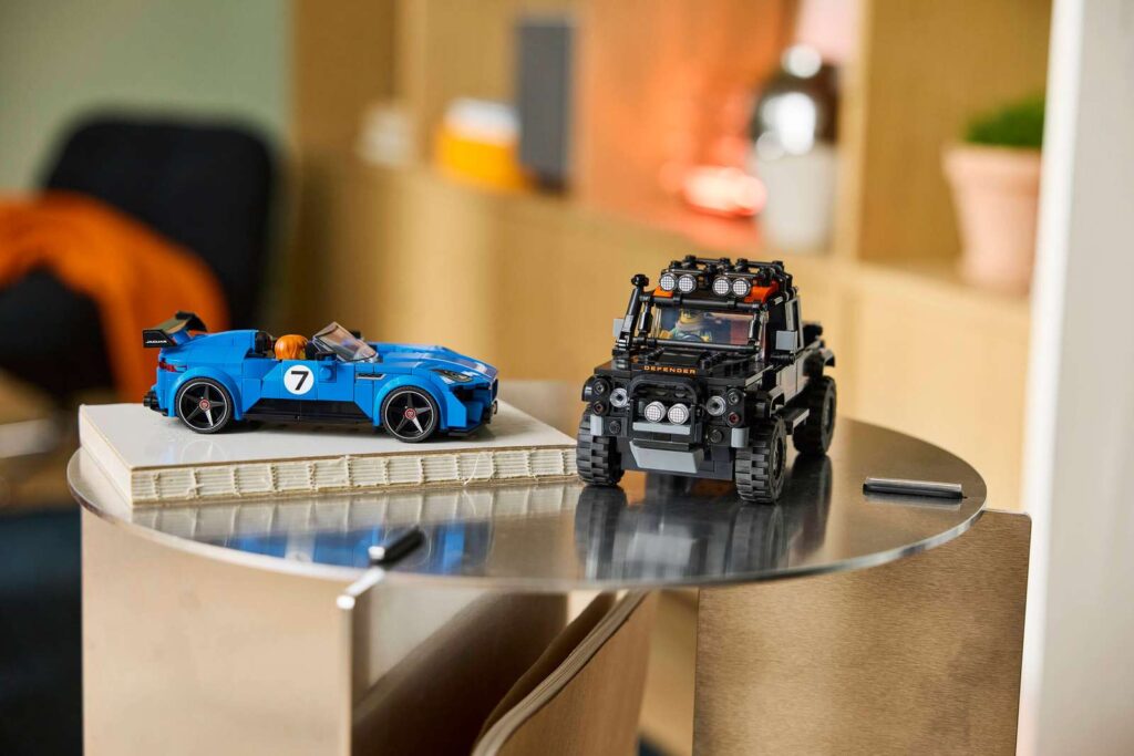 LEGO Speed Champions 77264 Jaguar Project 7 a Land Rover Defender
