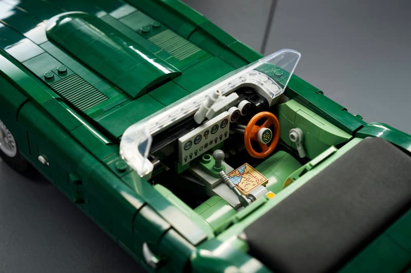LEGO® Icons 11381 Jaguar E-Type