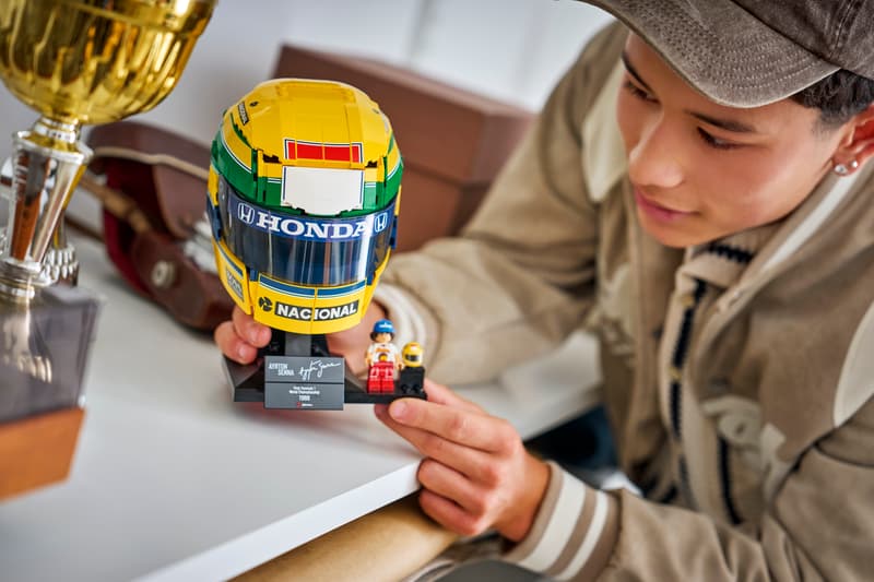 LEGO® Editions 43024 Prilba Ayrton Senna
