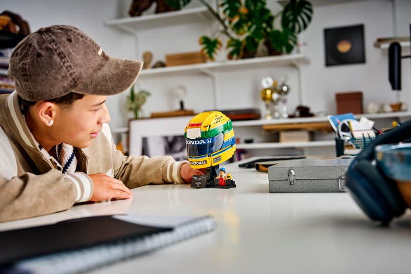 LEGO® Editions 43024 Prilba Ayrton Senna