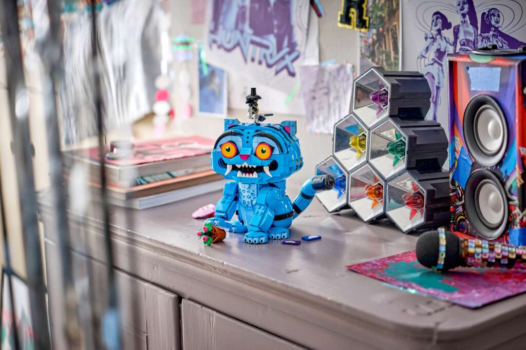 LEGO KPop Demon Hunters 72537 Tiger Derpy a vták Sussie