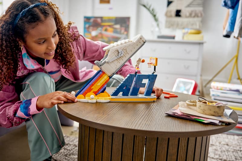 LEGO® 43026 Nike Air Force 1 x LEGO®