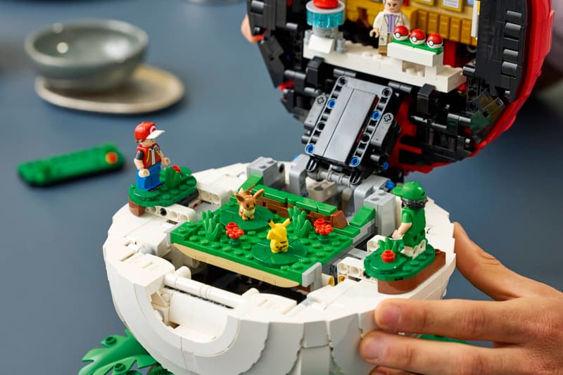 LEGO Pokémon 72154 Poké Ball s ikonickými momentmi Trénerov